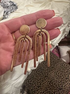 Gold-Tone Art Deco Drop Earrings - Elegant Women Jewelry